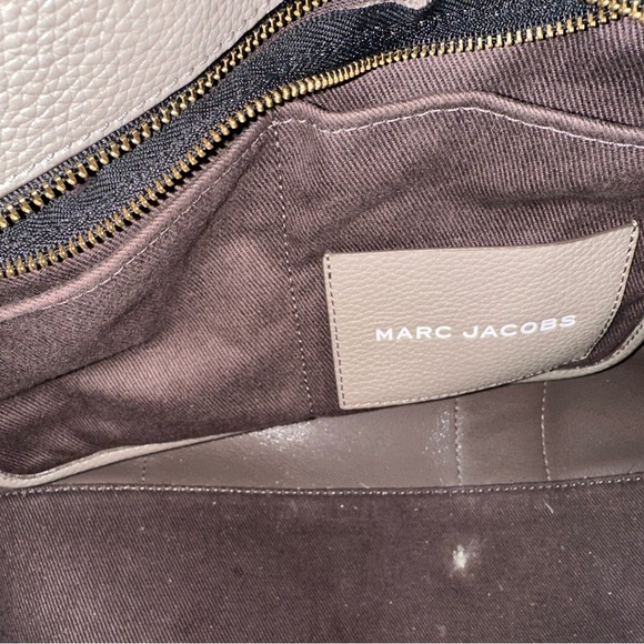 Marc Jacobs Gray Tote Bag - Picture 7 of 11